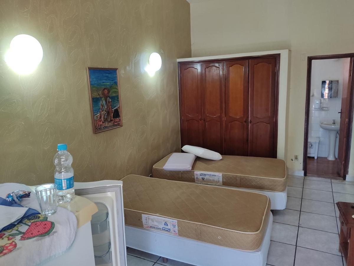 Hotel Pesqueiro Anzol De Ouro Ladário Kültér fotó
